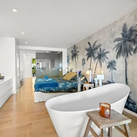 Ref 2060 Beachfront With Sea View カンヌ