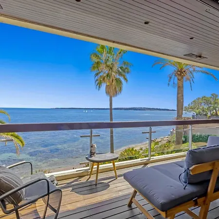 Ref 2060 Beachfront With Sea View アパート *